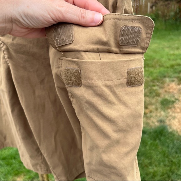 ORVIS ~ Men’s Brown Nylon Outdoor Fishing Cargo Shorts - Picture 3 of 8